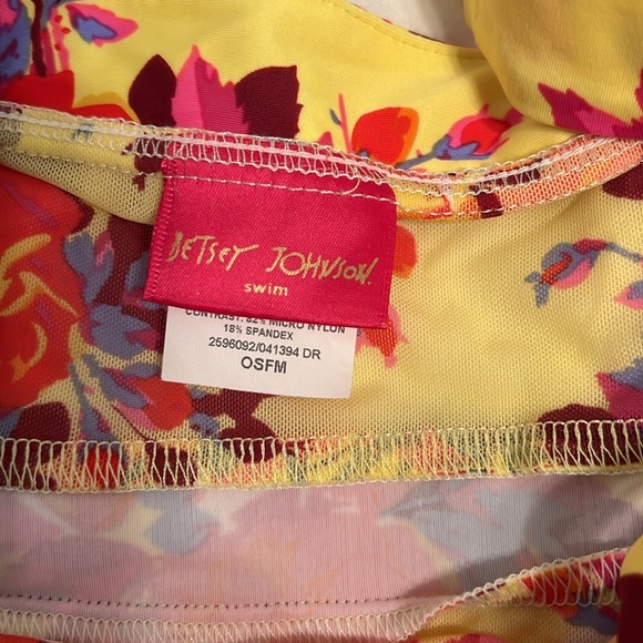 Betsey Johnson coverup sheer one size fits most vintage EUC - Picture 3 of 3
